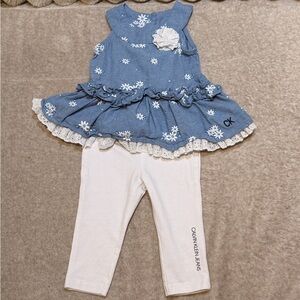 Calvin Klein Baby 2 Pieces Legging Set Pants Size 3-6 Months